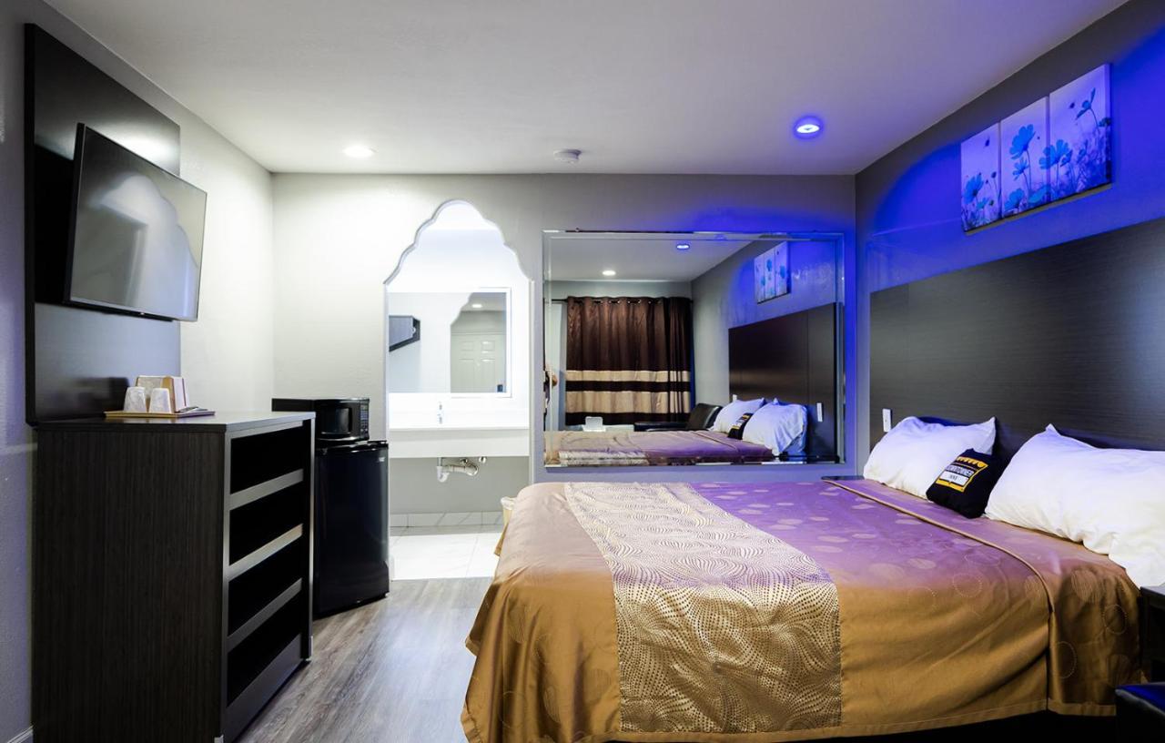 Downtowner Inns - Houston Downtown & Convention Center Bagian luar foto