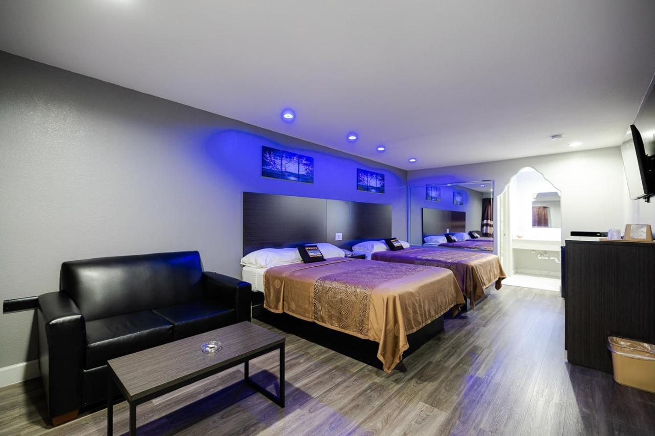 Downtowner Inns - Houston Downtown & Convention Center Bagian luar foto
